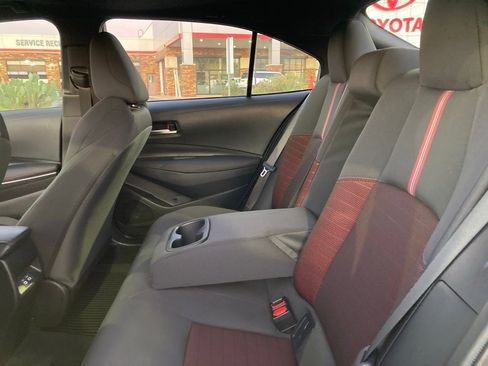 Certified 2025 Toyota Corolla SE image 9