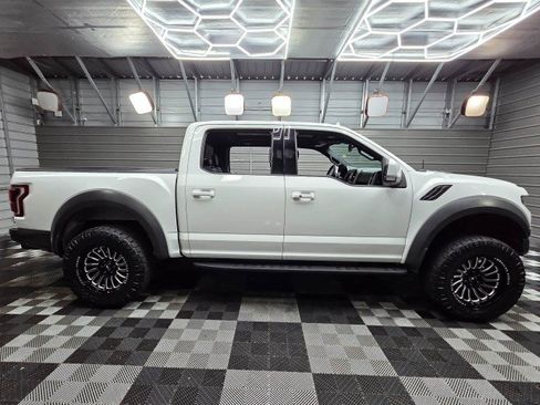 Used 2019 Ford F150 Raptor w/ Equipment Group 802A Luxury AWD/4WD image 10