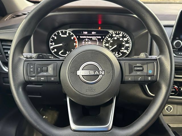 Used 2023 Nissan Rogue SV AWD/4WD image 41