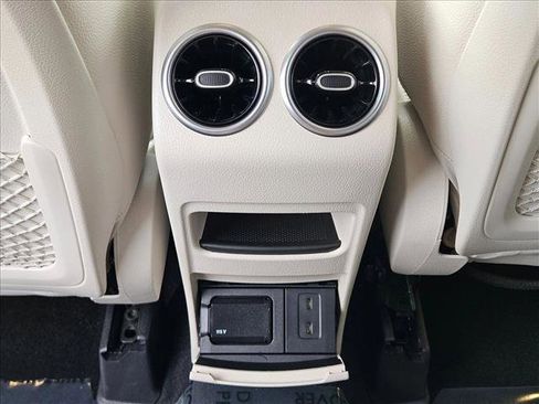 Certified 2021 Mercedes-Benz GLB 250 image 16