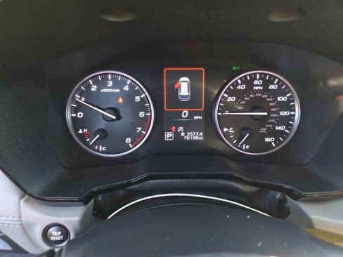 Used 2022 Subaru Outback Premium image 2