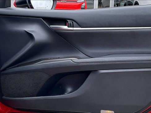 Used 2021 Toyota Camry XSE image 23