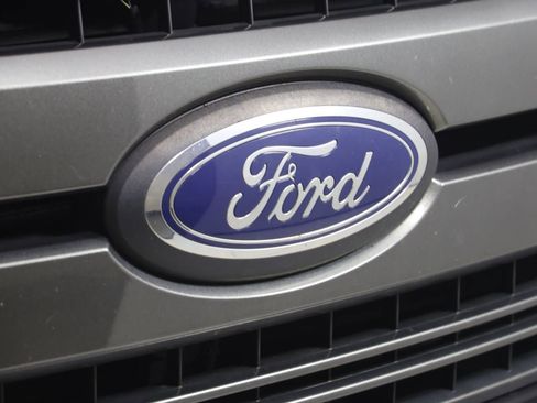 Used 2018 Ford F150 Lariat AWD/4WD image 17