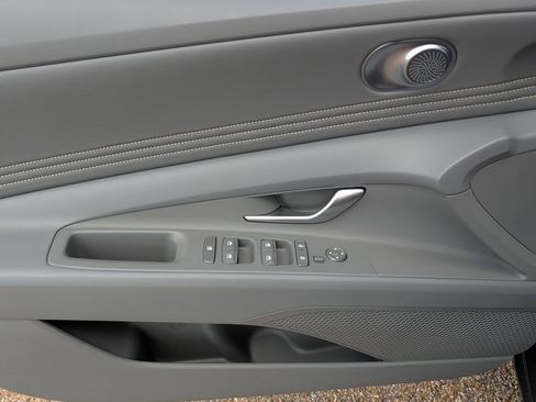 New 2026 Hyundai Elantra SEL Sport image 18