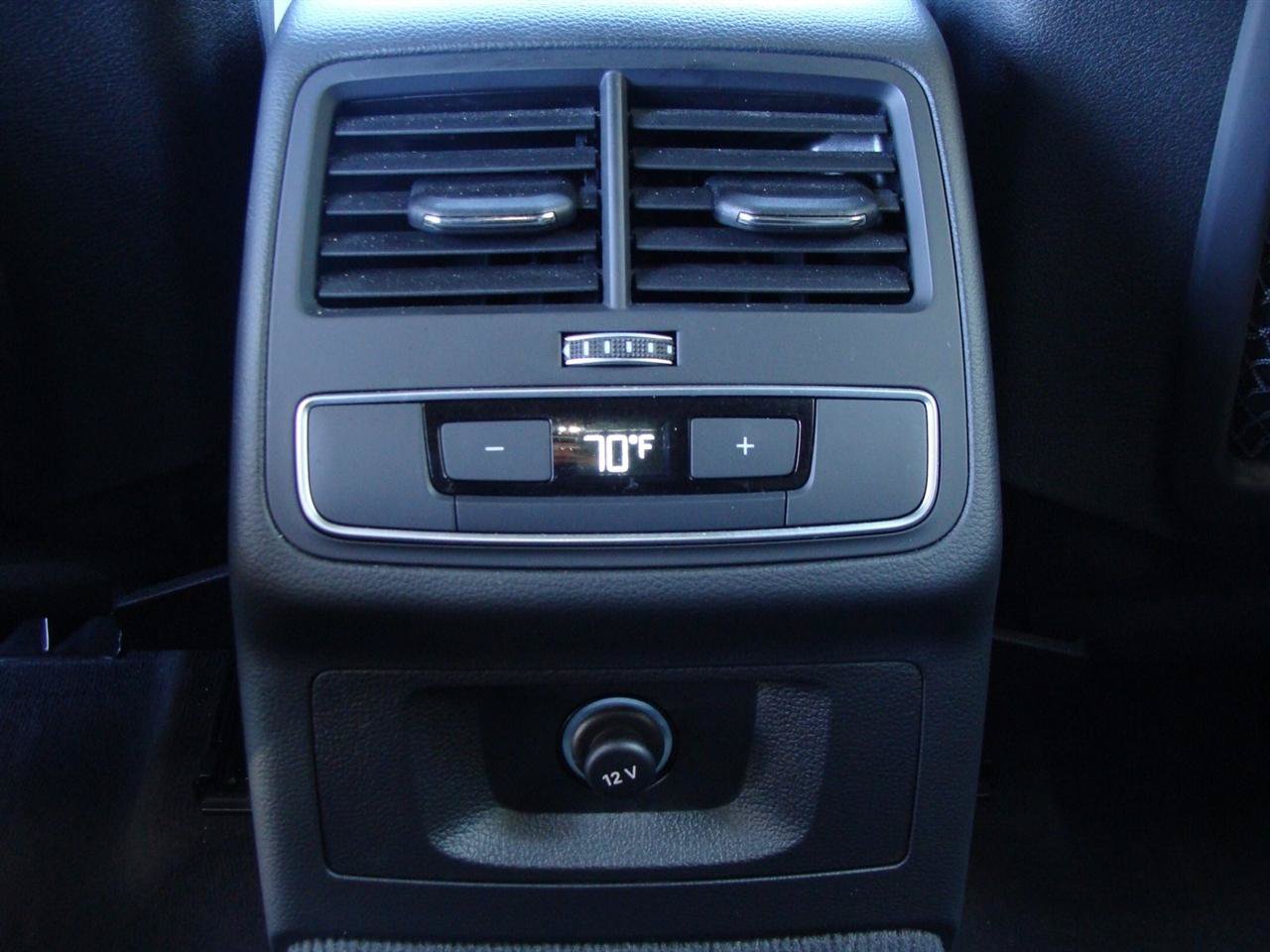 Used 2023 Audi A4 2.0T Premium w/ Convenience Package AWD/4WD image 37