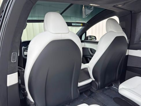 Used 2023 Tesla Model X Plaid AWD/4WD image 39