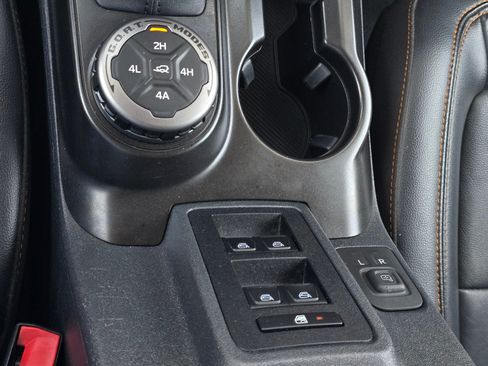 Used 2023 Ford Bronco Badlands AWD/4WD image 23