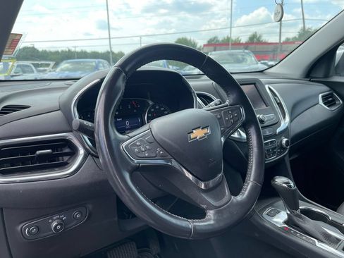 Used 2020 Chevrolet Equinox LT AWD/4WD image 13
