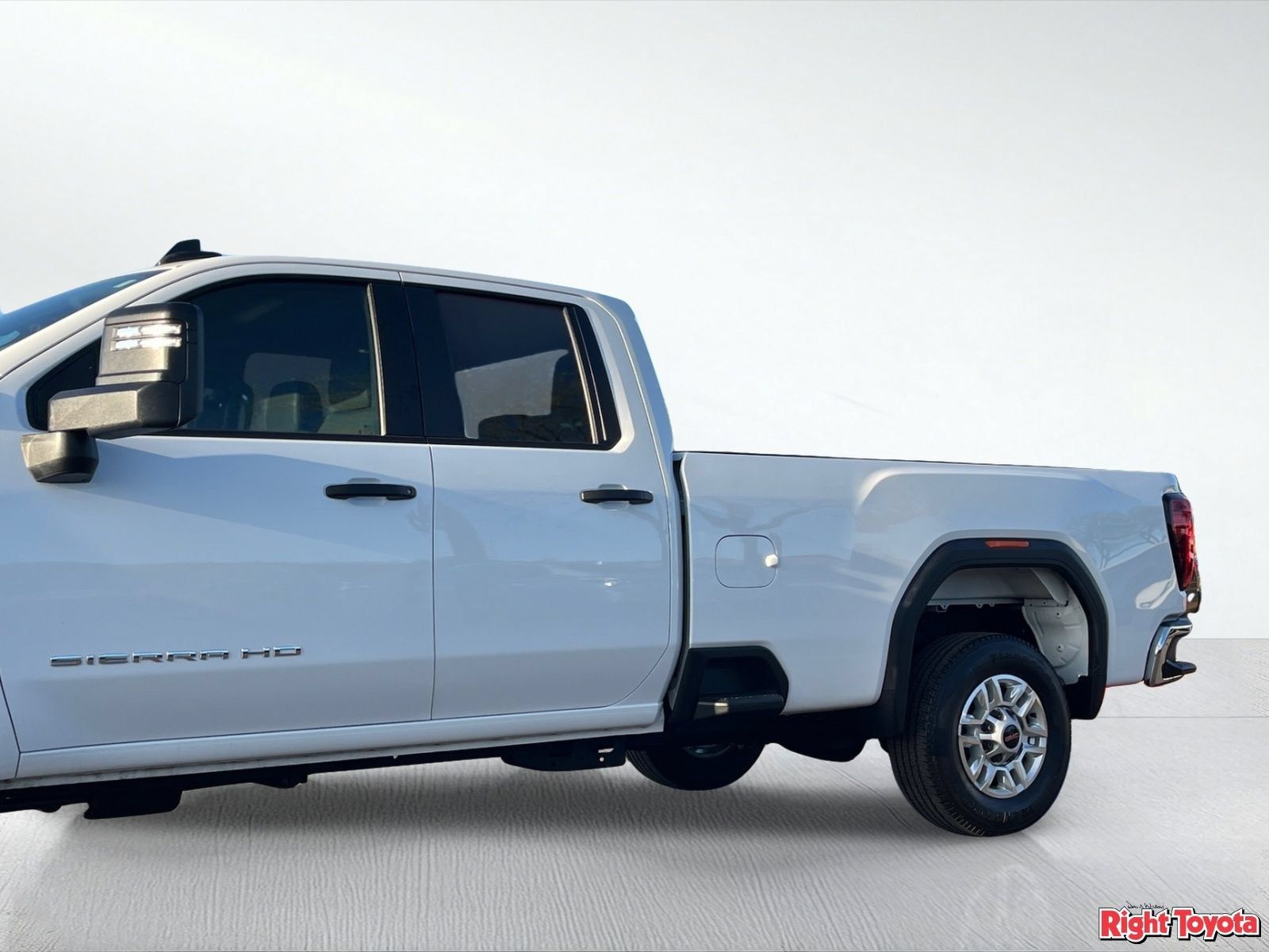 Used 2026 GMC Sierra 2500 Pro w/ Convenience Package RWD image 9