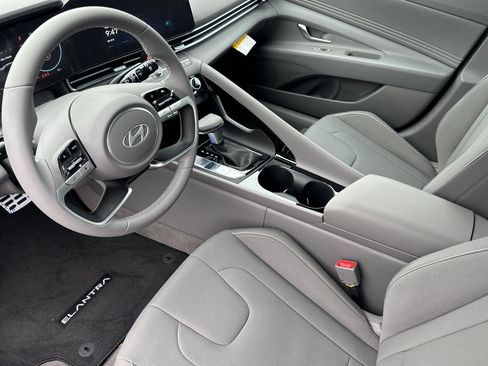 New 2026 Hyundai Elantra Sport image 10