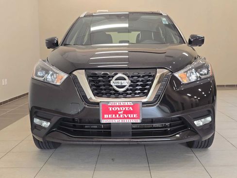 Used 2020 Nissan Kicks SR FWD image 6