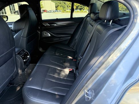 Used 2019 BMW M5 w/ Executive Package image 41