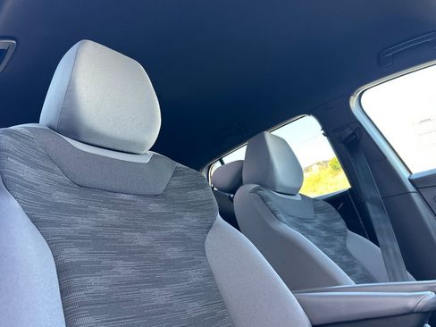 Certified 2022 Volkswagen ID.4 Pro AWD/4WD image 17