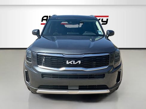 Used 2022 Kia Telluride EX w/ EX Premium Package image 2