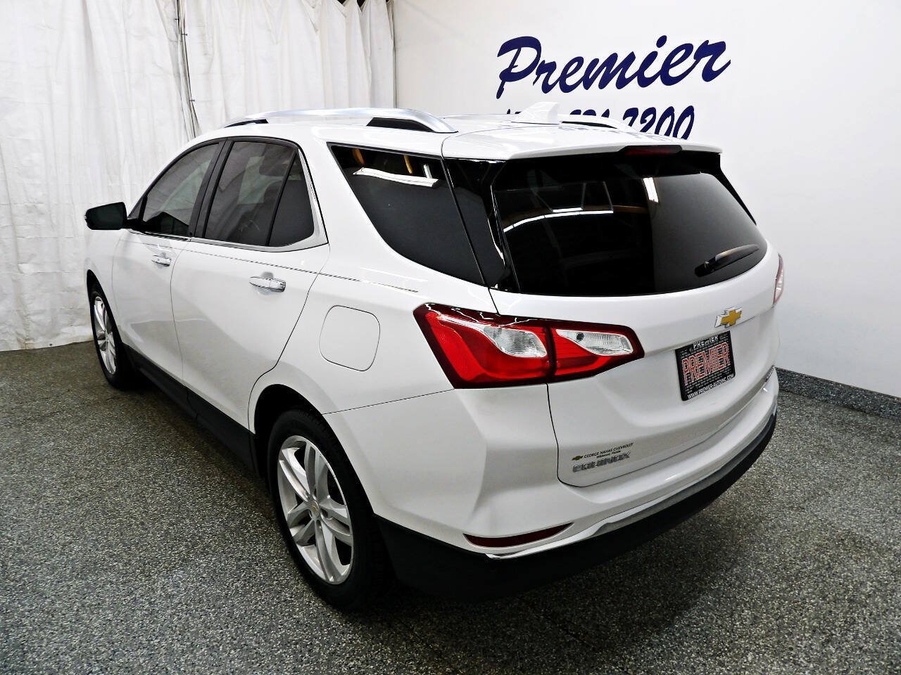 Used 2021 Chevrolet Equinox Premier FWD image 4