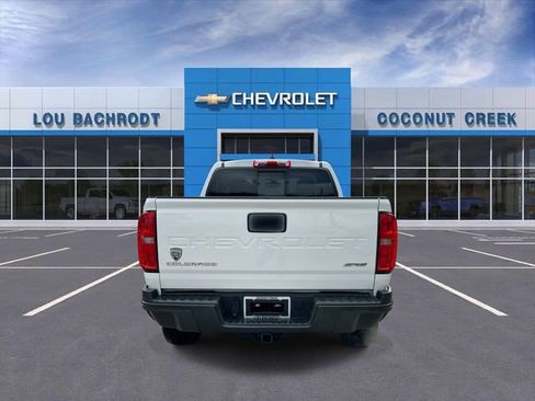 Used 2022 Chevrolet Colorado ZR2 AWD/4WD image 7