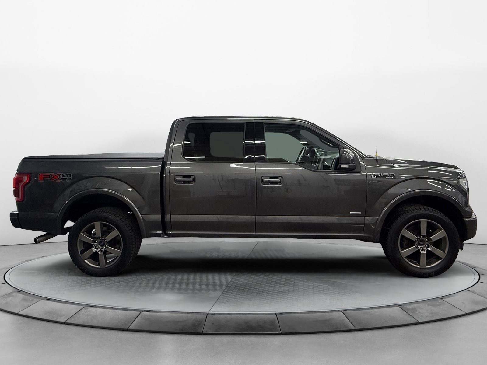 Used 2017 Ford F150 Lariat w/ Equipment Group 502A Luxury AWD/4WD image 1