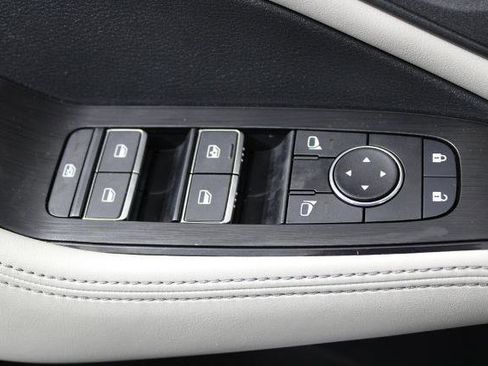 Certified 2025 Nissan Rogue SL image 23