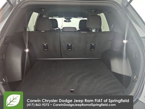 Used 2026 GMC Terrain Elevation FWD image 32