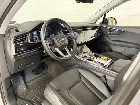 Used 2022 Audi Q7 3.0T Prestige w/ Prestige Package AWD/4WD image 11