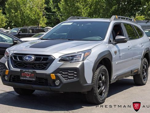 Used 2025 Subaru Outback Wilderness AWD/4WD image 13
