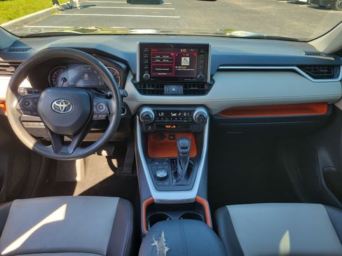Used 2019 Toyota RAV4 Adventure AWD/4WD image 14