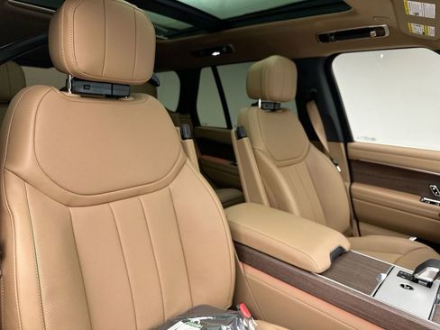 New 2026 Land Rover Range Rover SE AWD/4WD image 6