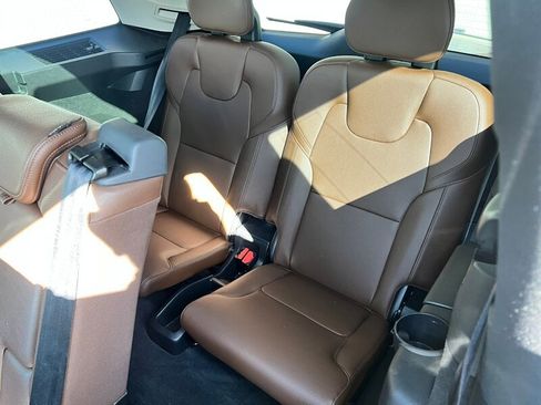 Used 2019 Volvo XC90 T6 Momentum w/ Advanced Package image 27