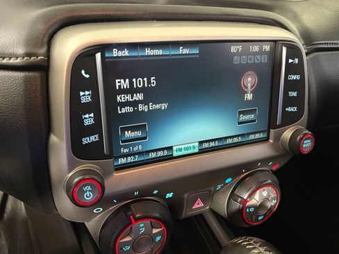 Used 2015 Chevrolet Camaro LT RWD image 27