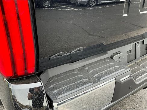 New 2026 Toyota Tundra SR5 AWD/4WD image 13