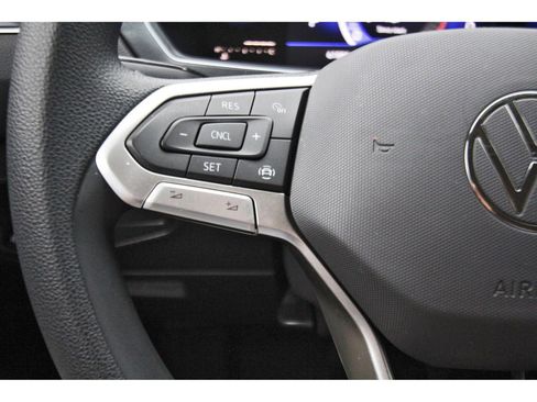 Used 2022 Volkswagen Tiguan S FWD image 15