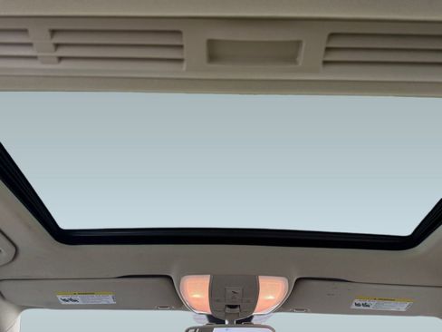 Used 2014 Mercedes-Benz C 250 Luxury image 15