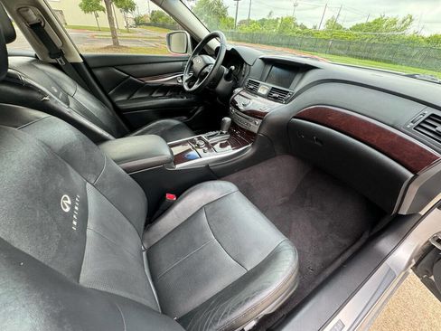 Used 2011 INFINITI M37 w/ Premium Pkg image 13