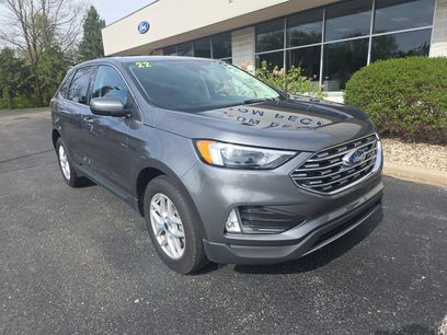 Used 2022 Ford Edge SEL w/ Convenience Package