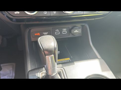 Used 2022 Honda Civic Touring image 22