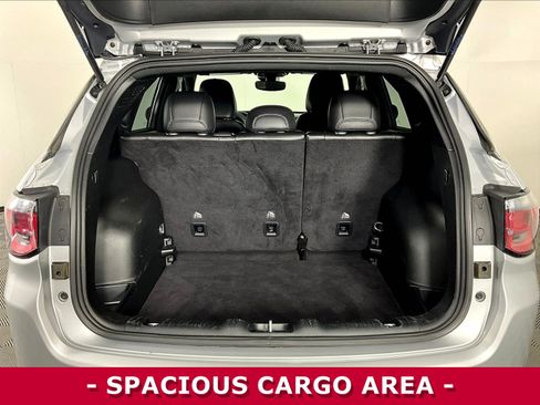 Used 2024 Jeep Compass Latitude AWD/4WD image 37