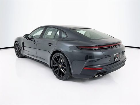 New 2026 Porsche Panamera 4 image 3