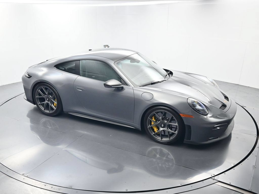 Certified 2026 Porsche 911 GT3 RWD image 46
