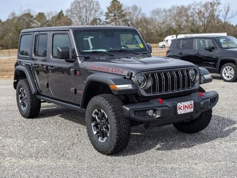 Used 2024 Jeep Wrangler Unlimited Rubicon w/ Technology Group AWD/4WD image 4