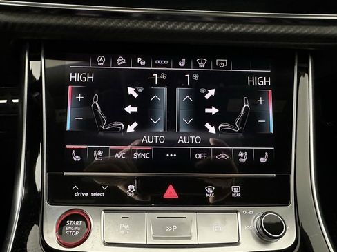 New 2026 Audi RS Q8 performance image 17