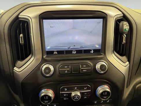 Used 2021 GMC Sierra 1500 SLT RWD image 17