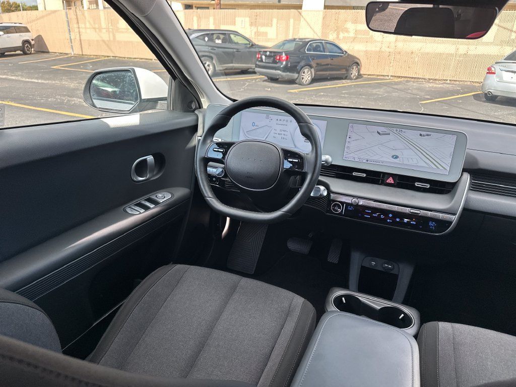 Used 2024 Hyundai Ioniq 5 SEL RWD image 25