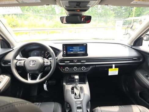 Used 2026 Honda HR-V EX-L image 2