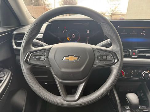 Used 2024 Chevrolet TrailBlazer LT image 8