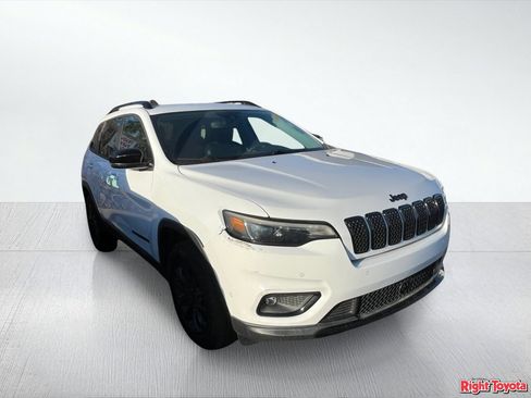 Used 2023 Jeep Cherokee Altitude Lux AWD/4WD image 5