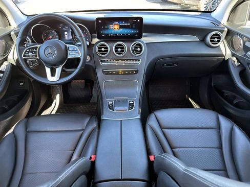 Used 2021 Mercedes-Benz GLC 300 image 16