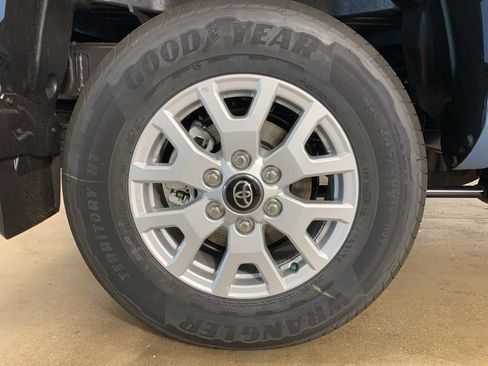New 2026 Toyota Tacoma SR5 AWD/4WD image 37