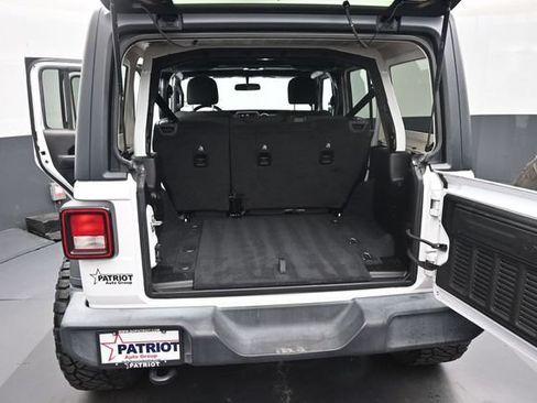 Used 2019 Jeep Wrangler Unlimited Sport S AWD/4WD image 20