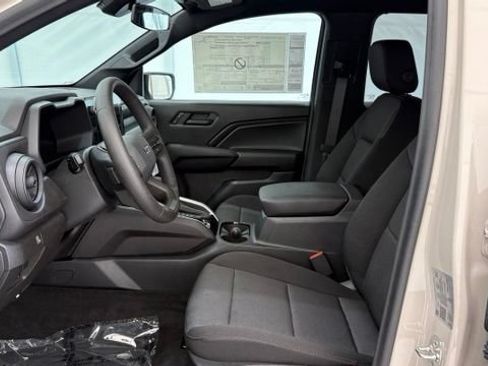 New 2026 Chevrolet Colorado Trail Boss AWD/4WD image 11