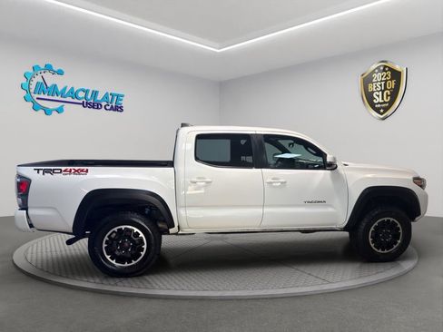 Used 2023 Toyota Tacoma TRD Off-Road w/ Technology Package AWD/4WD image 6